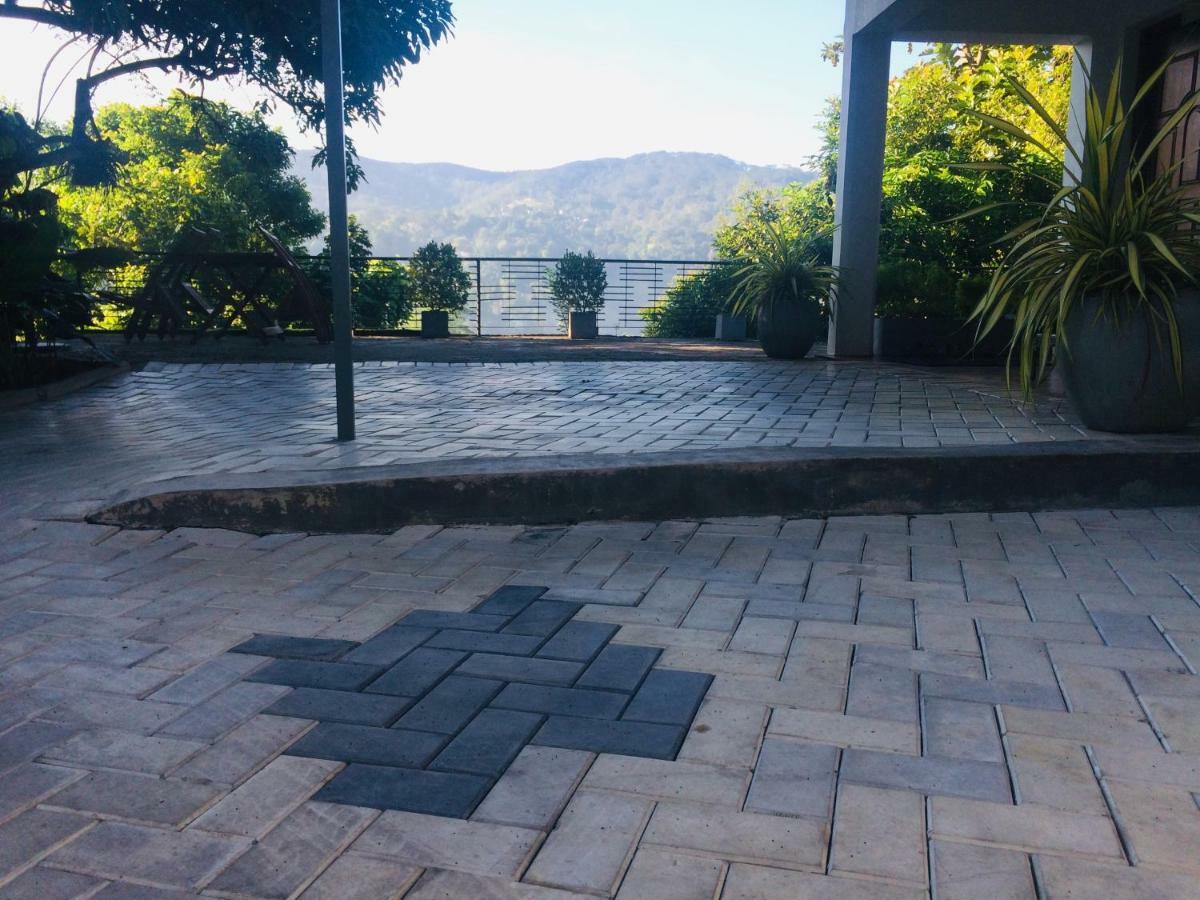 Selyna Sky Terrace Bed & Breakfast Kandy Ngoại thất bức ảnh